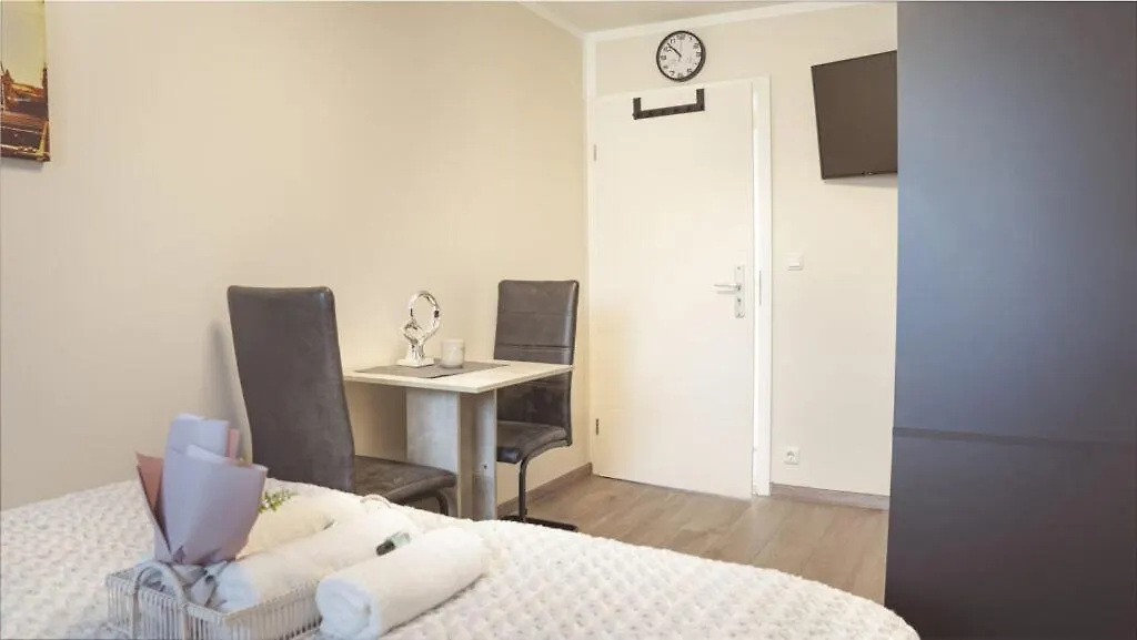 Amir Deluxe Motel Schönefeld Aparthotel