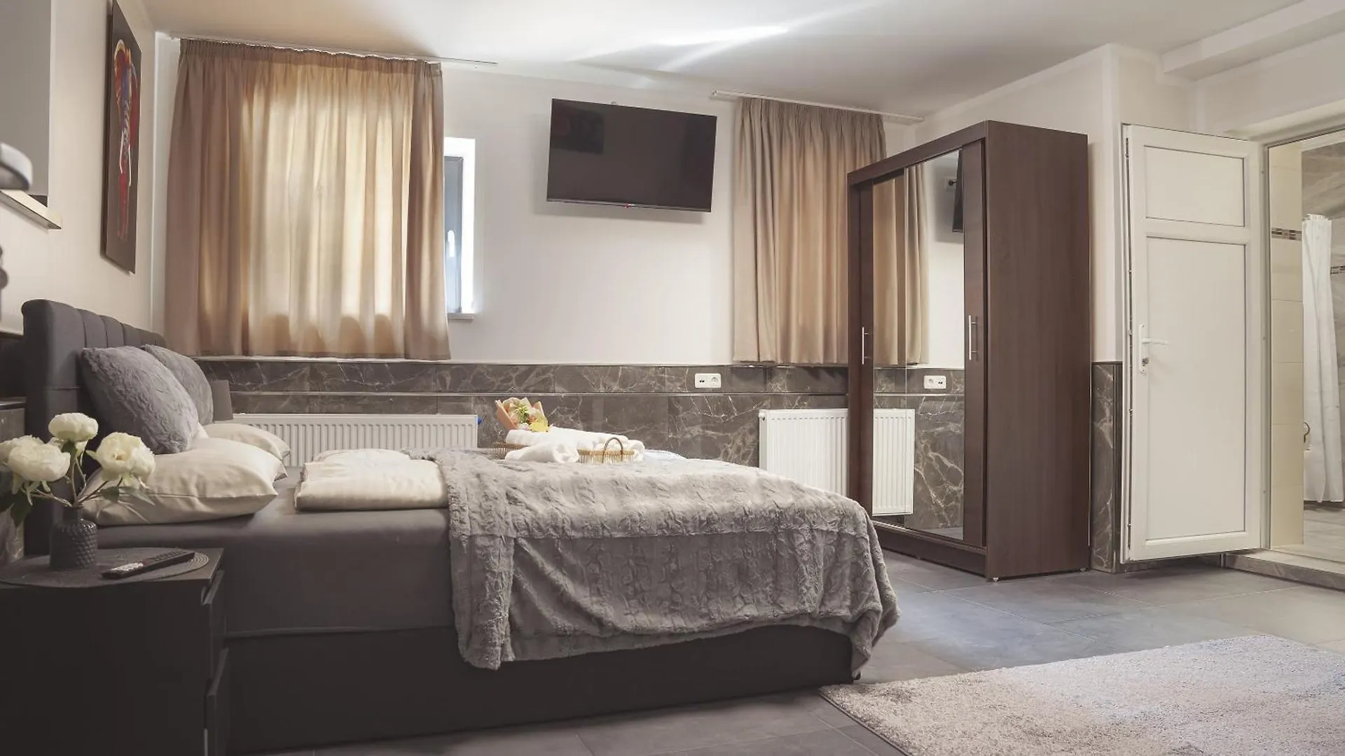 Amir Deluxe Motel Schoenefeld Aparthotel